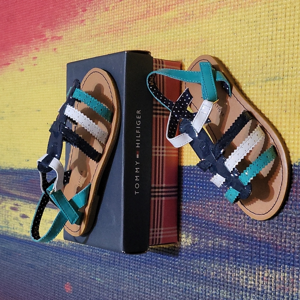 Girl shoes